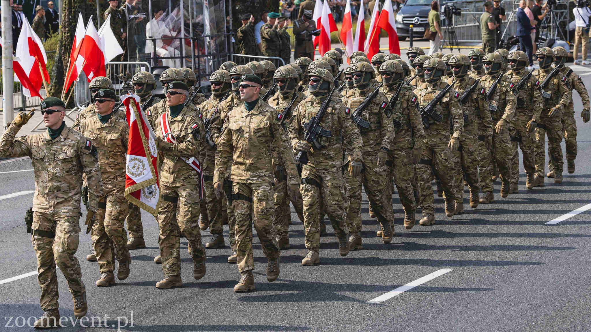 7O0A9930_2_ER_Dfilada24 (43)